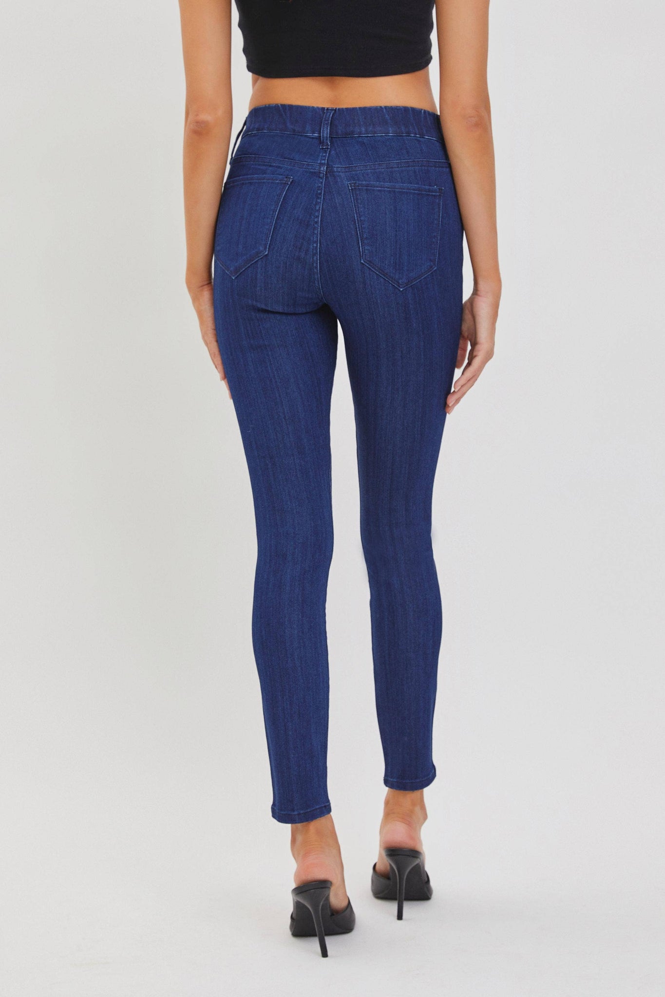 Comfort Mid Rise Pull-On Skinny